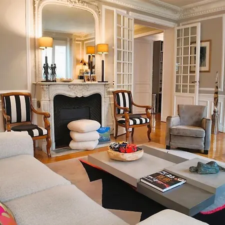 Parisian Elegance In Ranelagh Διαμέρισμα *