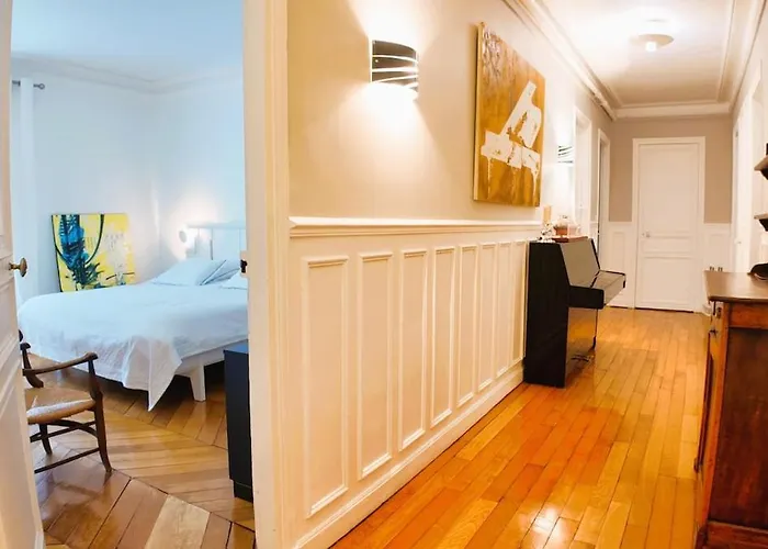 Parisian Elegance In Ranelagh