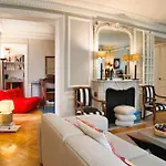 Parisian Elegance In Ranelagh