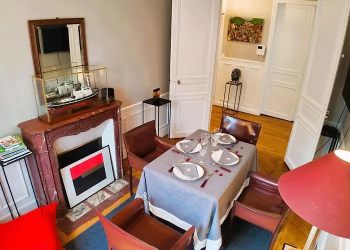 Parisian Elegance In Ranelagh Apartamento París