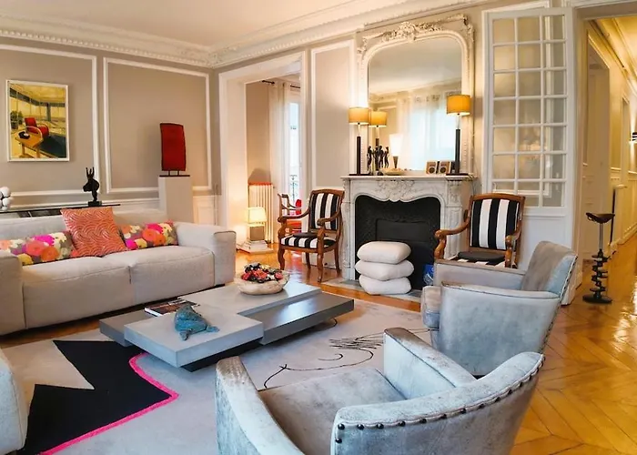 Parisian Elegance In Ranelagh アパート *